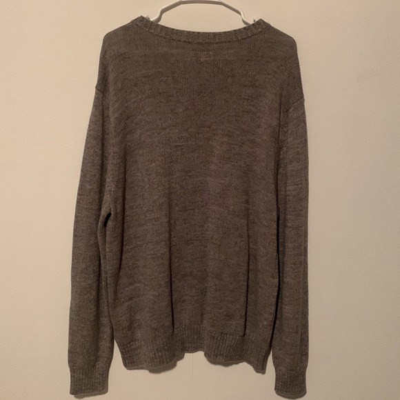 St.John’s Bay Men’s Grey Sweater - Picture 2 of 6